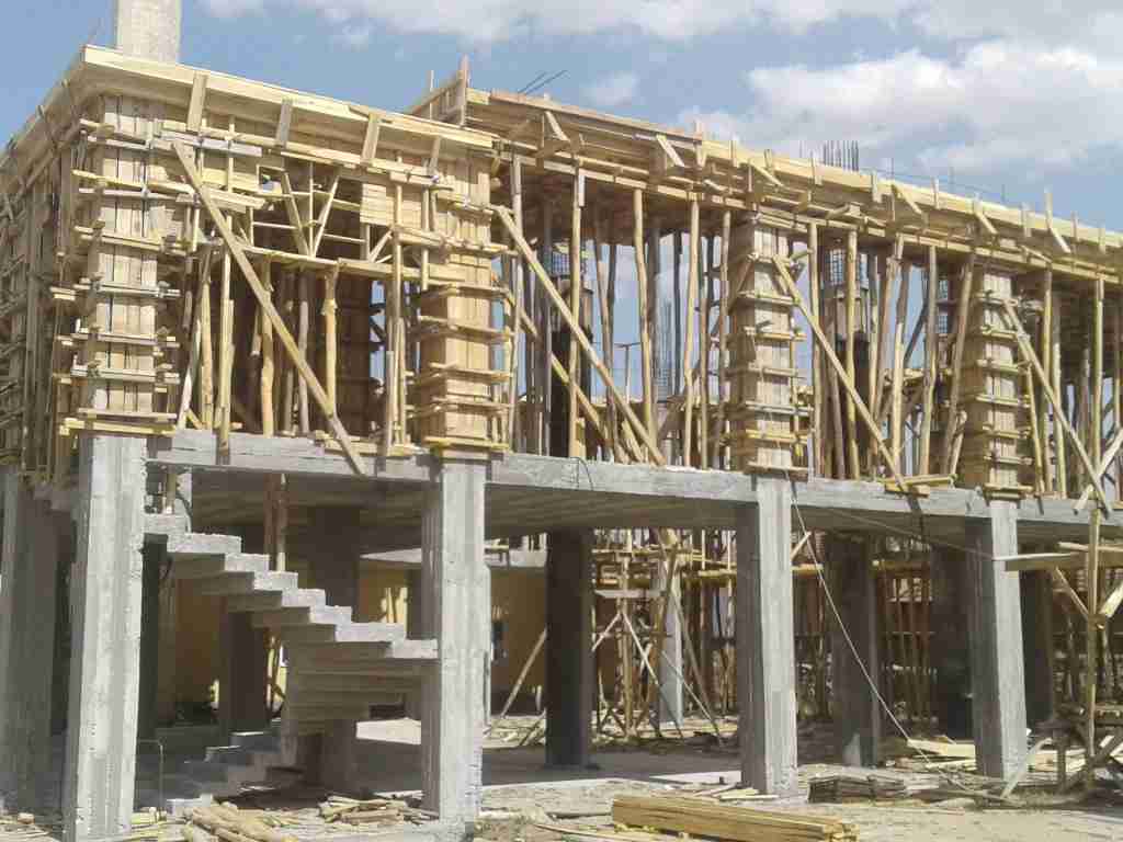 Yunak İnşaat Kalıpçısı